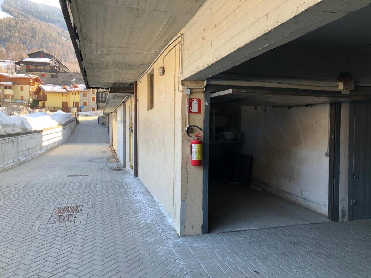 Tabla - Confort Ed Eleganza A 100 Mt Dagli Impianti Aprica Zewnętrze zdjęcie